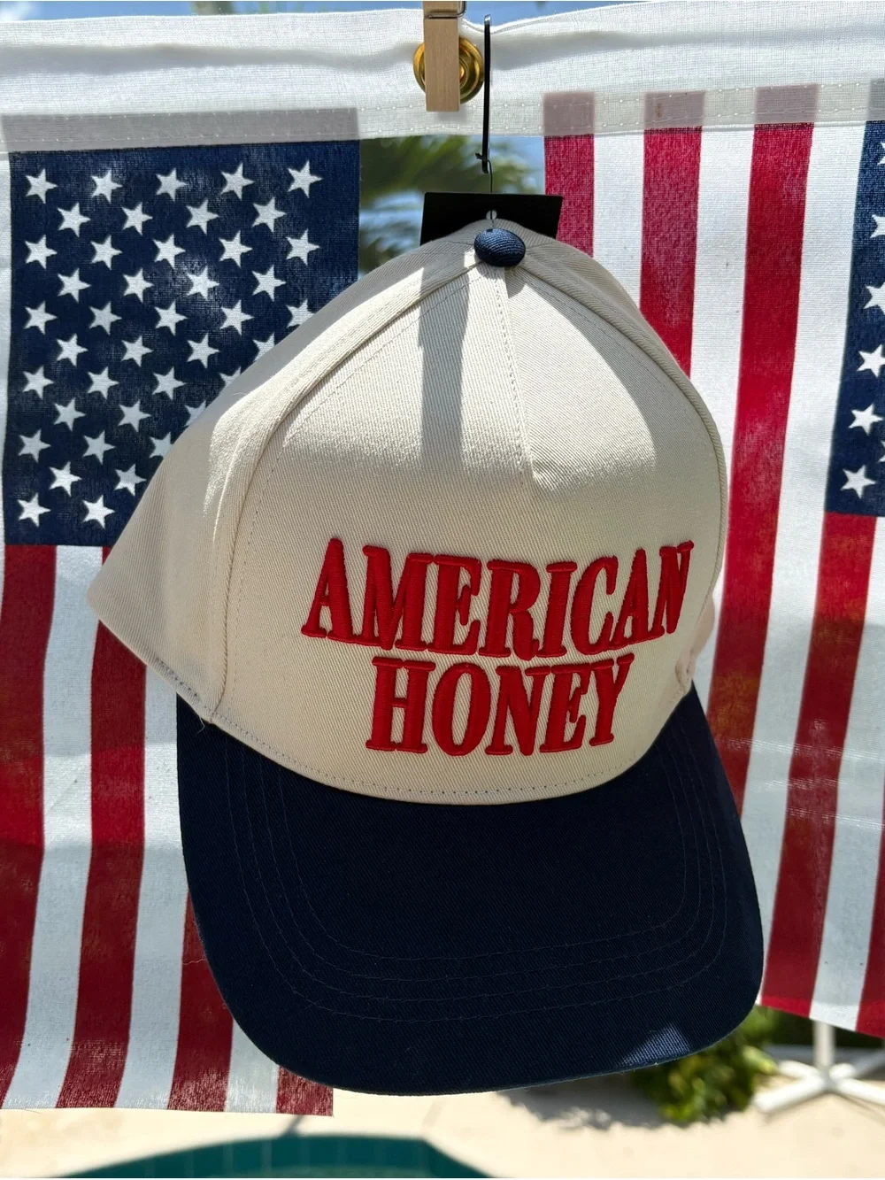 NWT!!! USA American Honey Cream and Navy Trucker Hat!!! 🇺🇸🇺🇸🇺🇸❤️❤️❤️